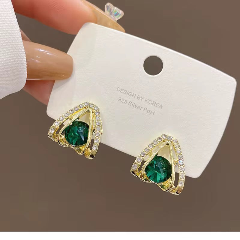 Vintage Emerald Green Crystal Earrings