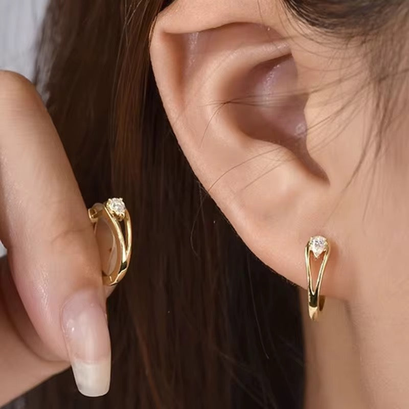 Gold Water Drop Ear Stud